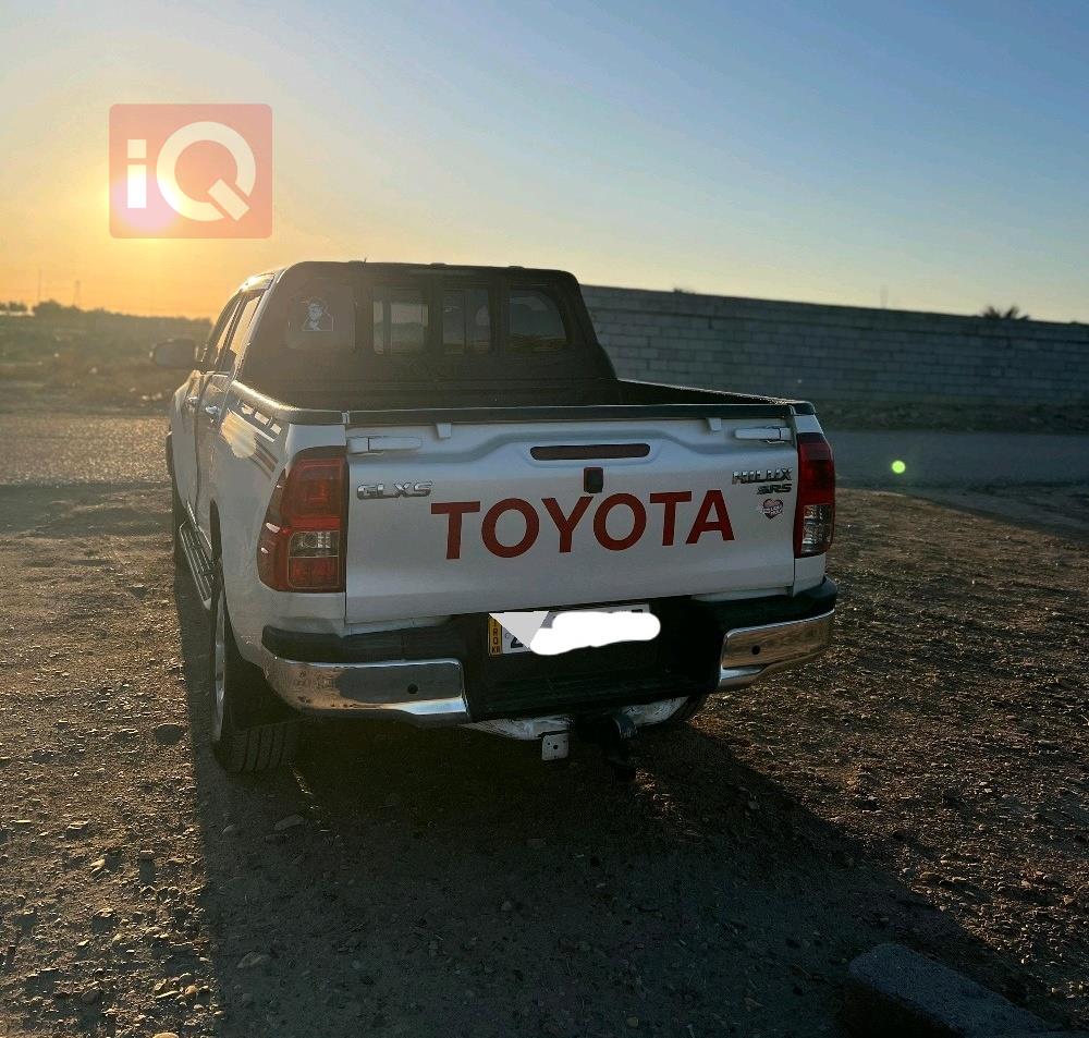 تويوتا هايلوكس